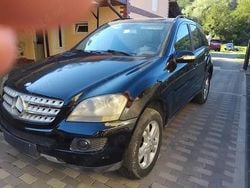 Negru Utilizat 2005 Mercedes ML320 SUV | 5.400 EUR (Preț OK)