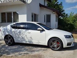 Alb Utilizat 2015 Skoda Octavia vRS Berlinǎ | 17.800 EUR (Scump)