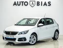 Alb Utilizat 2019 Peugeot 308 Access Hatchback | 11.448 EUR