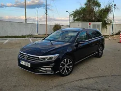 Culoarenegru Utilizat 2020 VW Passat Executive Berlinǎ | 18.900 EUR (Puțin scump)
