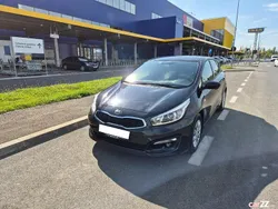 Negru Utilizat 2018 Kia Ceed 2 Hatchback | 8.999 EUR