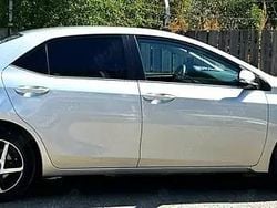 Argintiu Utilizat 2016 Toyota Corolla Berlinǎ | 9.990 EUR