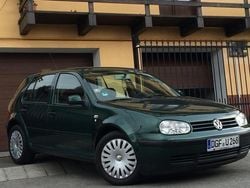 Verde Utilizat 2001 VW Golf IV Hatchback | 1.880 EUR