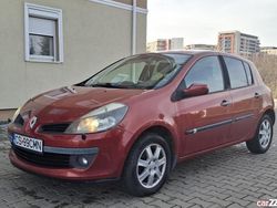 Visiniu Utilizat 2006 Renault Clio II Hatchback | 1.499 EUR (Preț bun)