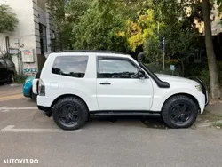 Alb Utilizat 2008 Mitsubishi Pajero SUV | 8.950 EUR