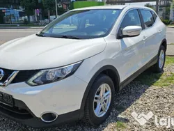 Utilizat 2014 Nissan Qashqai Tekna SUV | 8.499 EUR