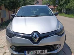 Argint Utilizat 2016 Renault Clio IV Authentique Break | 6.300 EUR (Preț OK)