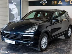 Albastru Utilizat 2015 Porsche Cayenne SUV | 30.492 EUR (Puțin scump)
