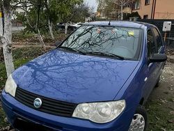 Albastru Utilizat 2006 Fiat Albea Berlinǎ | 999 EUR