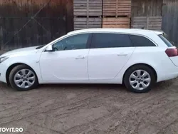 Culoarealb Utilizat 2014 Opel Insignia Break | 5.500 EUR (Preț bun)
