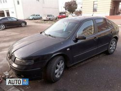 Negru Utilizat 2003 Seat Leon Berlinǎ | 1.800 EUR