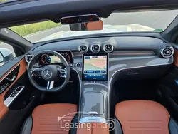 Alb Utilizat 2023 Mercedes GLC220 SUV | 60.944 EUR (Scump)