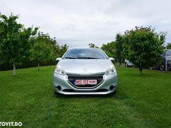 Gri Utilizat 2013 Peugeot 208 Active Hatchback | 4.990 EUR (Super Preț)