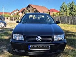 Utilizat 2003 VW Bora Berlinǎ | 3.500 EUR