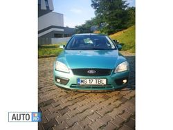 Verde Utilizat 2006 Ford Focus Hatchback | 1.549 EUR (Preț bun)