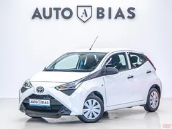 Alb Utilizat 2022 Toyota Aygo Connect Style Hatchback | 7.990 EUR (Preț OK)