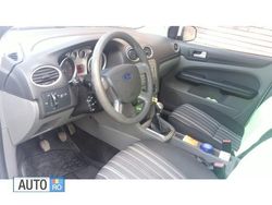Alb Utilizat 2009 Ford Focus Break | 4.150 EUR (Scump)