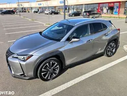 Galbeuriu Utilizat 2020 Lexus UX 250h Executive Line SUV | 24.997 EUR