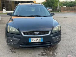 Negru Utilizat 2007 Ford Focus Break | 1.300 EUR (Preț bun)