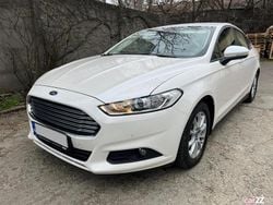 Alb Utilizat 2018 Ford Mondeo Trend Berlinǎ | 9.990 EUR (Preț bun)