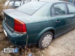 Verde Utilizat 2003 Opel Vectra Berlinǎ | 1.000 EUR (Preț bun)