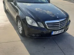Negru Utilizat 2010 Mercedes E220 Berlinǎ | 6.565 EUR