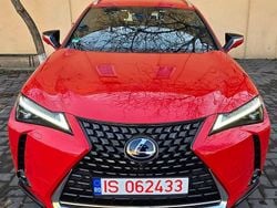 Culoarerosu Utilizat 2019 Lexus UX 250h Luxury Line SUV | 26.750 EUR (Puțin scump)