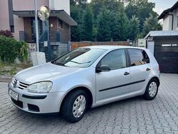 Culoareargint Utilizat 2007 VW Golf V Comfortline Hatchback | 2.200 EUR (Preț bun)