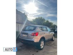 Gri Utilizat 2008 Nissan Qashqai SUV | 3.250 EUR (Preț bun)