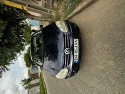 Albastru Utilizat 2009 VW Golf VI Hatchback | 3.000 EUR (Super Preț)