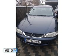 Albastru Utilizat 2002 Opel Vectra Berlinǎ | 1.500 EUR
