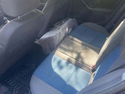 Utilizat 2005 VW Golf V Berlinǎ | 2.000 EUR