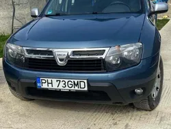 Albastru Utilizat 2011 Dacia Duster SUV | 8.500 EUR (Scump)