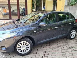 Culoaregri Utilizat 2010 Renault Mégane III Authentique Hatchback | 3.690 EUR (Preț OK)