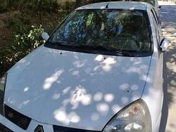 Utilizat 2006 Renault Symbol Berlinǎ | 1.000 EUR (Super Preț)