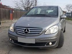 Gri Utilizat 2006 Mercedes B180 Monovolum | 2.990 EUR (Puțin scump)