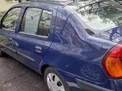 Albastru Utilizat 2003 Renault Clio II Berlinǎ | 1.400 EUR (Preț bun)