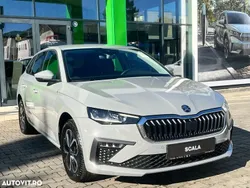 Gri Nouă 2024 Skoda Scala Selection Hatchback | 27.500 EUR