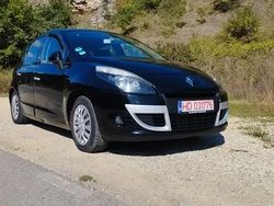 Utilizat 2012 Renault Scénic III Monovolum | 3.200 EUR (Preț bun)