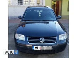 Gri Utilizat 2001 VW Passat Berlinǎ | 2.290 EUR (Puțin scump)