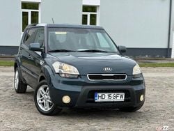 Albastru Utilizat 2013 Kia Soul SUV | 6.200 EUR