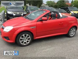 Rosu Utilizat 2005 Opel Tigra Cabrio | 2.500 EUR