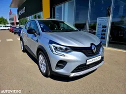 Argint Utilizat 2024 Renault Captur Zen SUV | 17.900 EUR (Puțin scump)