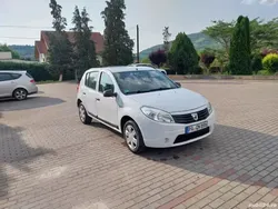 Alb Utilizat 2012 Dacia Sandero Hatchback | 2.999 EUR (Preț bun)