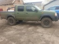 Verde Utilizat 2011 Nissan Navara Pickup | 7.200 EUR (Preț OK)
