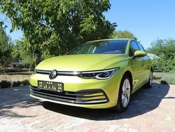 Culoaregalbeuriu Utilizat 2022 VW Golf VIII Style Hatchback | 21.500 EUR (Scump)