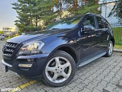 Culoarenegru Utilizat 2010 Mercedes ML350 Edition SUV | 16.250 EUR