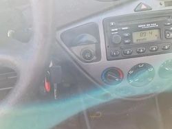 Utilizat 2001 Ford Focus | 3.500 EUR (Scump)