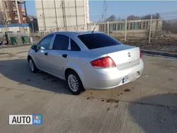 Gri Utilizat 2008 Fiat Linea Berlinǎ | 2.650 EUR