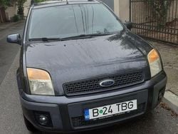 Culoaregri Utilizat 2006 Ford Fusion Monovolum | 2.200 EUR (Preț bun)